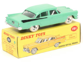 Lot 669 - DINKY TOYS (GB) (1)