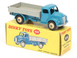 Lot 690 - DINKY TOYS (GB) (1)