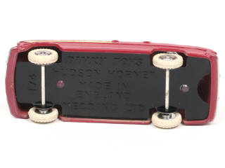 Lot 663 - DINKY TOYS (GB) (1)