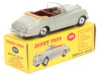 Lot 672 - DINKY TOYS (GB) (1)