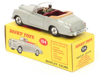 Lot 672 - DINKY TOYS (GB) (1)