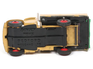 Lot 693 - DINKY TOYS (GB) (1)