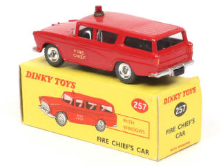 Lot 678 - DINKY TOYS (GB) (1)