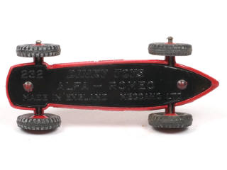 Lot 648 - DINKY TOYS (GB) (1)