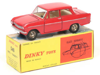 Lot 633 - DINKY TOYS (FRANCE) (1)