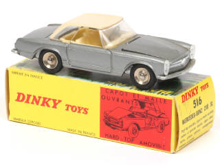 Lot 622 - DINKY TOYS (FRANCE) (1)