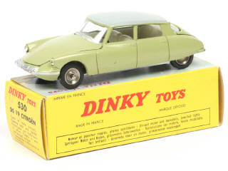 Lot 627 - DINKY TOYS (FRANCE) (1)