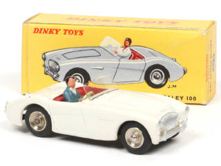 Lot 612 - DINKY TOYS (FRANCE) (1)