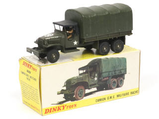 Lot 645 - DINKY TOYS (FRANCE) (1)