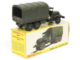 Lot 645 - DINKY TOYS (FRANCE) (1)