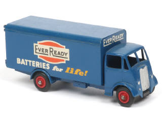 Lot 684 - DINKY TOYS (GB) (1)