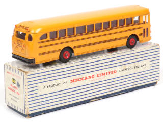 Lot 697 - DINKY TOYS (GB) (1)