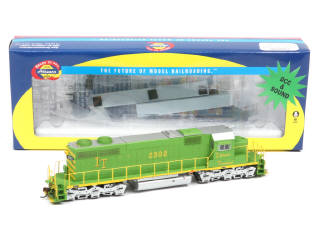 Lot 100 - ATHEARN 'HO' (USA) (1)