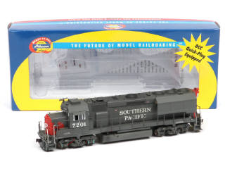 Lot 88 - ATHEARN 'HO' (USA) (1)