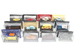 Lot 158 - DIVERS (12)