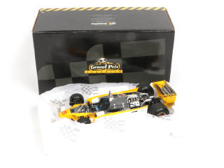 Lot 17 - EXOTO (USA) (1)