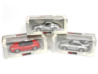 Lot 11 - UT MODELS (HONG KONG) (3)
