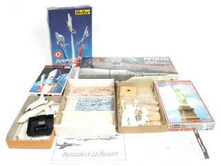 Lot 75 - DIVERS (6)