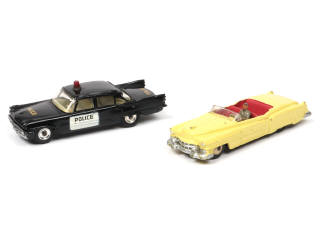 Lot 261 - DINKY TOYS (GB) (2)