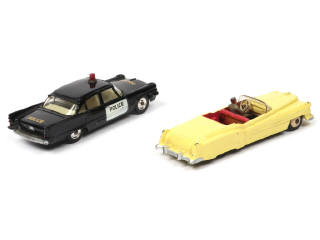 Lot 261 - DINKY TOYS (GB) (2)