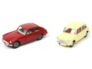 Lot 244 - CORGI TOYS (GB) (2)