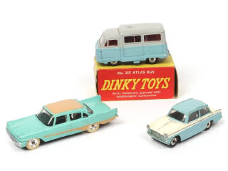 Lot 270 - DINKY TOYS (GB) (3)