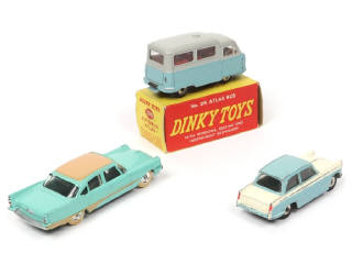 Lot 270 - DINKY TOYS (GB) (3)