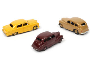 Lot 264 - DINKY TOYS (GB) (3)