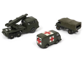 Lot 247 - DINKY TOYS (FRANCE) (3)