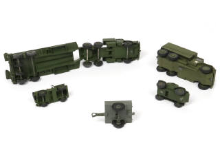 Lot 270 - DINKY TOYS (GB) (5)