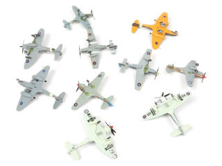 Lot 143 - DIVERS (10)