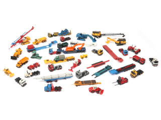 Lot 139 - DIVERS (1)