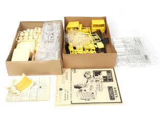 Lot 106 - DIVERS (USA) (2)