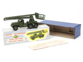 Lot 262 - DINKY TOYS (GB) (1)