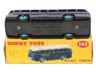 Lot 261 - DINKY TOYS (GB) (1)