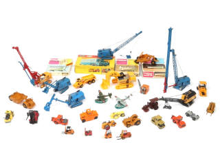 Lot 134 - DIVERS (1)