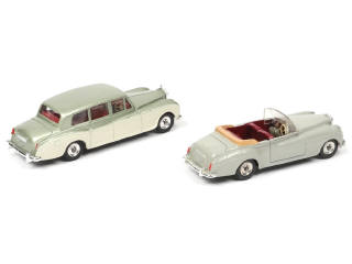 Lot 267 - DINKY TOYS (GB) (2)