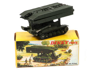 Lot 272 - DINKY TOYS (FRANCE) (1)