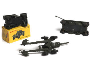 Lot 312 - DINKY TOYS (FRANCE) (3)