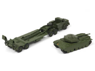Lot 336 - DINKY TOYS (GB) (2)