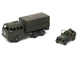 Lot 305 - DINKY TOYS (FRANCE) (2)