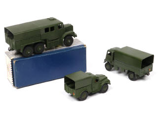 Lot 341 - DINKY TOYS (GB) (3)