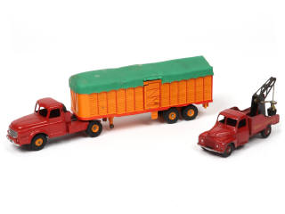 Lot 311 - DINKY TOYS (FRANCE) (2)