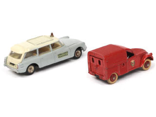 Lot 308 - DINKY TOYS (FRANCE) (2)