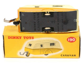 Lot 328 - DINKY TOYS (GB) (1)