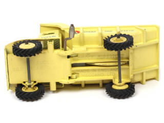Lot 335 - DINKY TOYS (GB) (1)