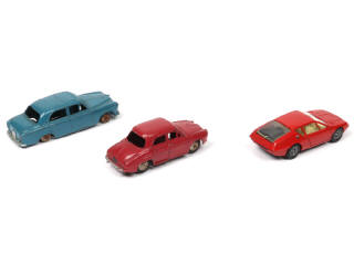 Lot 322 - DINKY TOYS (FRANCE) (6)