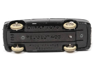 Lot 138 - DINKY TOYS (FRANCE) (1)