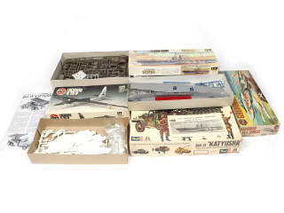 Lot 41 - DIVERS (6)