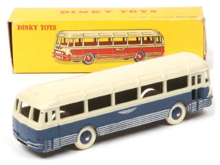 Lot 150 - DINKY TOYS (FRANCE) (1)
